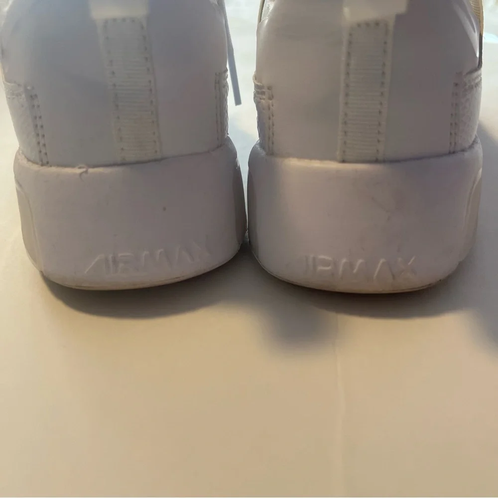Nike AirMax Bella TR White Womens - Picture 6 of 9